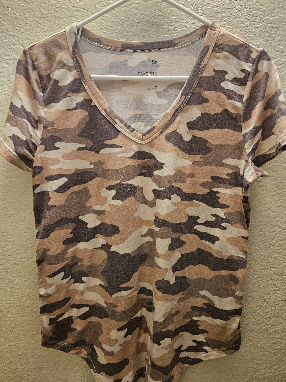 SO Brown Camo V-Neck Short Sleeve Tee